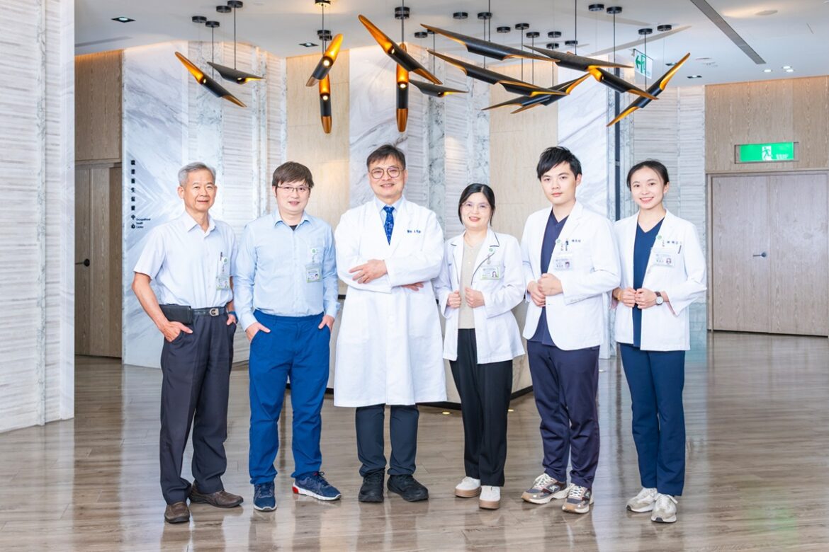 不拆矯具也能直接做光照治療  彰基榮獲阿基米德發明展金獎與特別獎