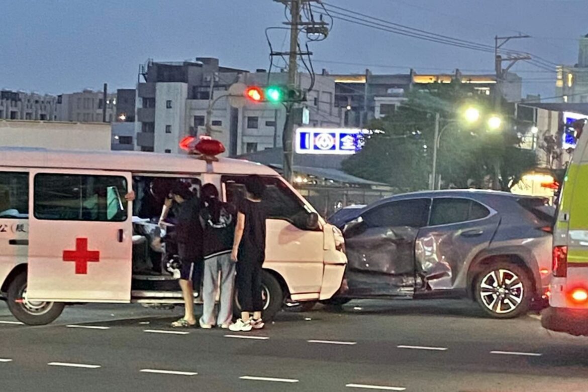路見車禍挺身而出　弘光護理系兩同學暖心助人獲讚賞