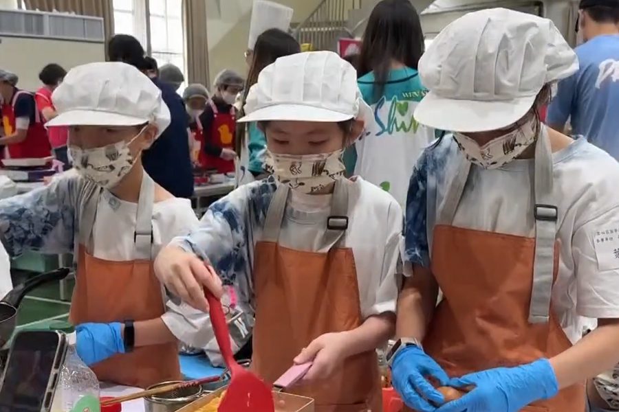 圓夢盃小廚神大賽  15所國小學生同場拚廚藝