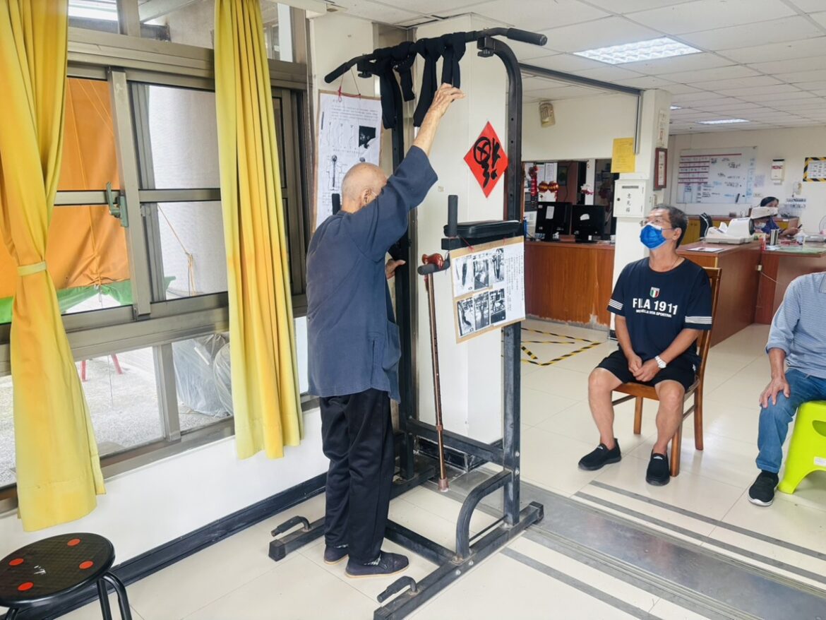 百歲不老傳健康　榮民范平仲化身保健導師守護同儕