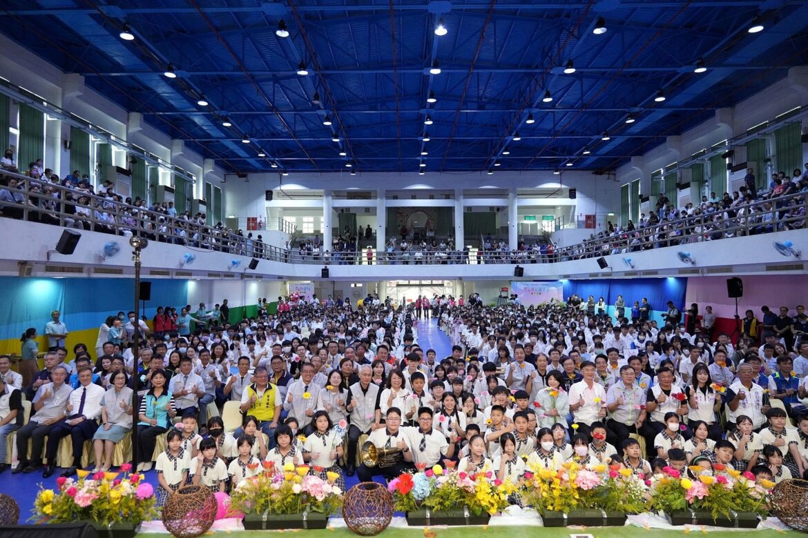 嘉義市114年市長獎暨議長獎頒獎典禮　411名優秀學子獲表揚