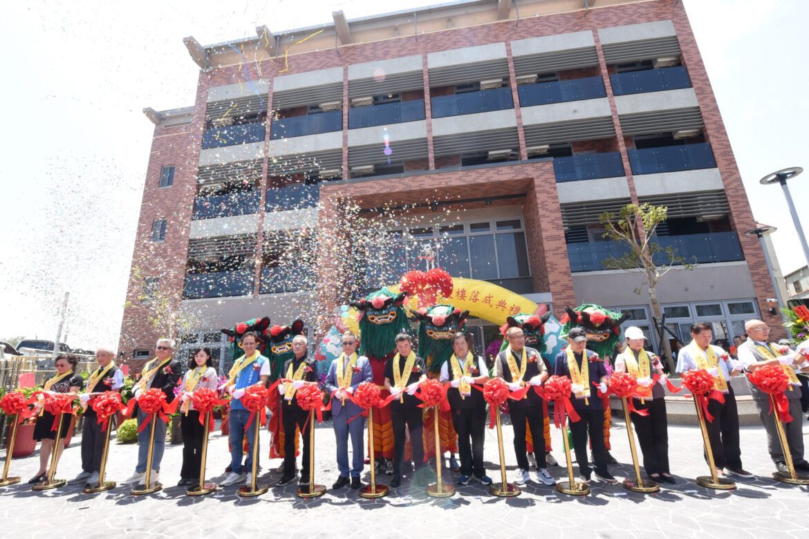 全台首創宗教膠囊旅館！白沙屯拱天宮第二香客大樓落成 鍾東錦大讚「看山看海一覽無遺」