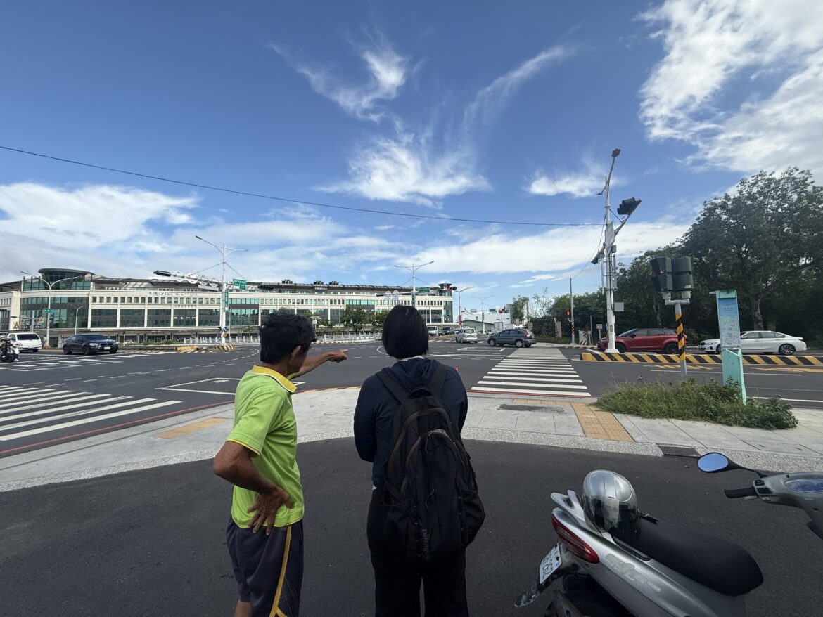 議員李啟維建議建平路健康路健新橋應開放內車道改善交通