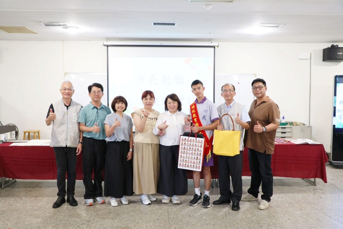 總統教育獎傳承生命力量　嘉市三學子分享逆境成長故事